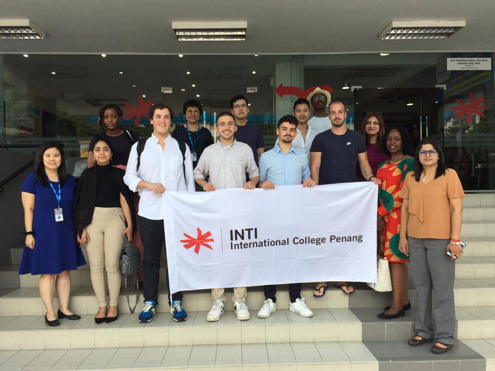 Inti university